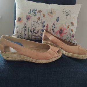 Kenneth Cole Reaction for JJill Wedges